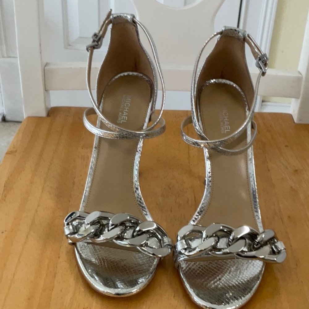 Michael Kors Shoes - Picture 3 of 7